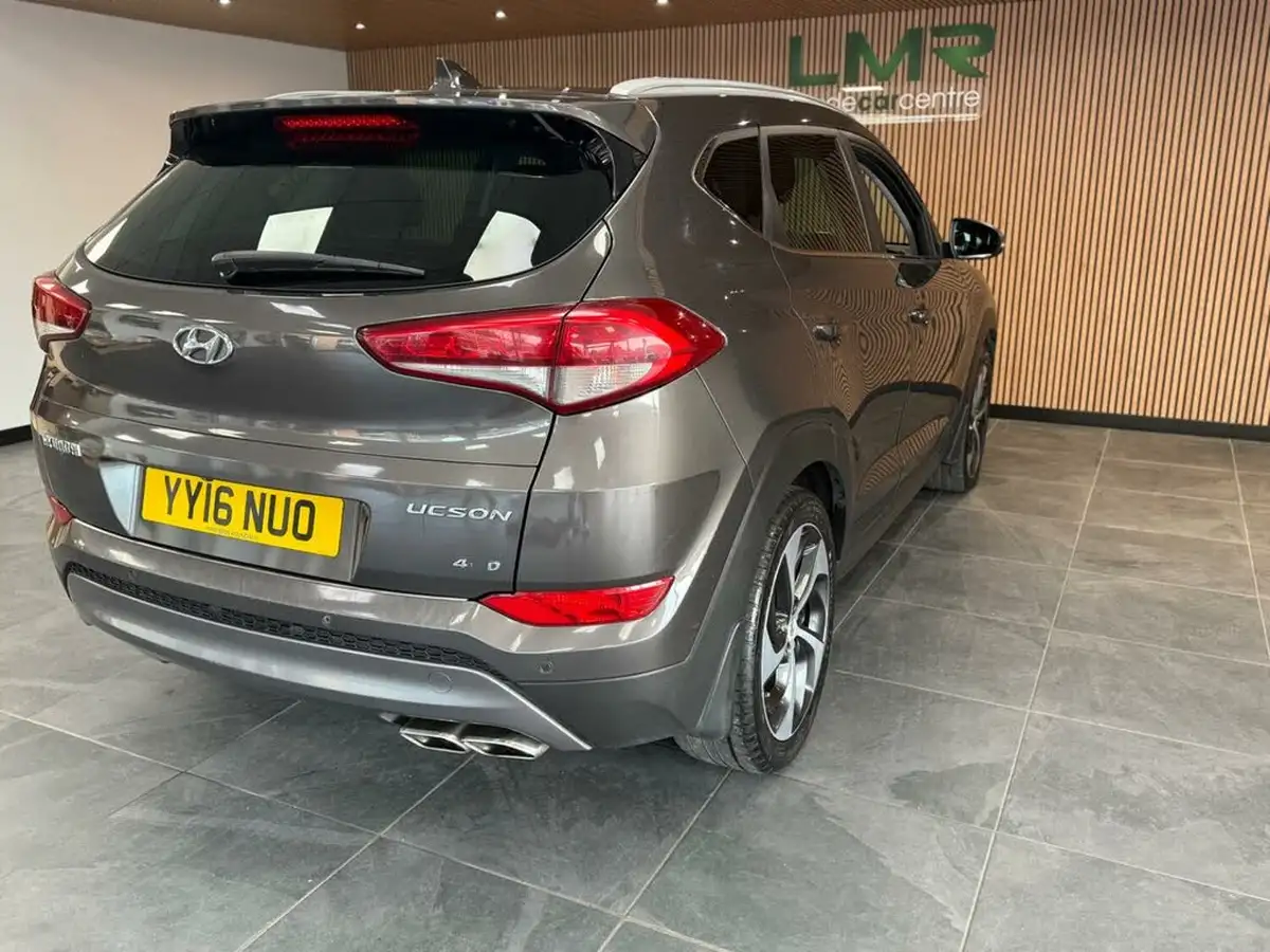 2016-hyundai-tucson-20crdi-premium-185ps-big-6