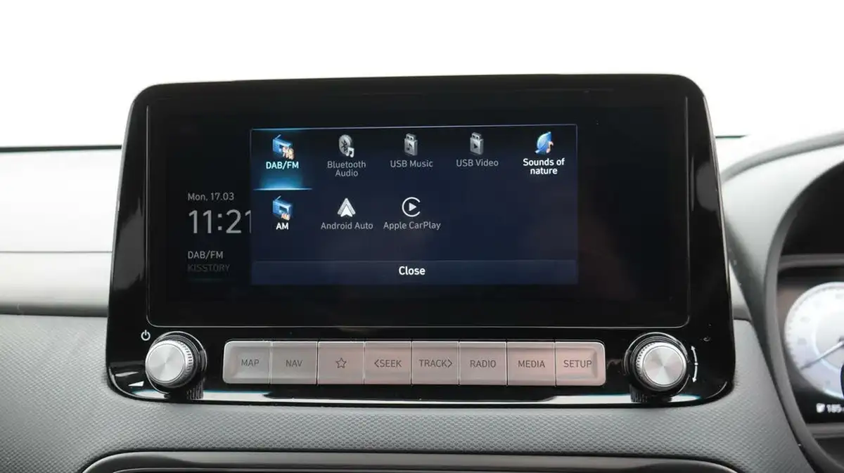 2022-hyundai-kona-e-premium-204ps-64kwh-7kw-obc-big-26