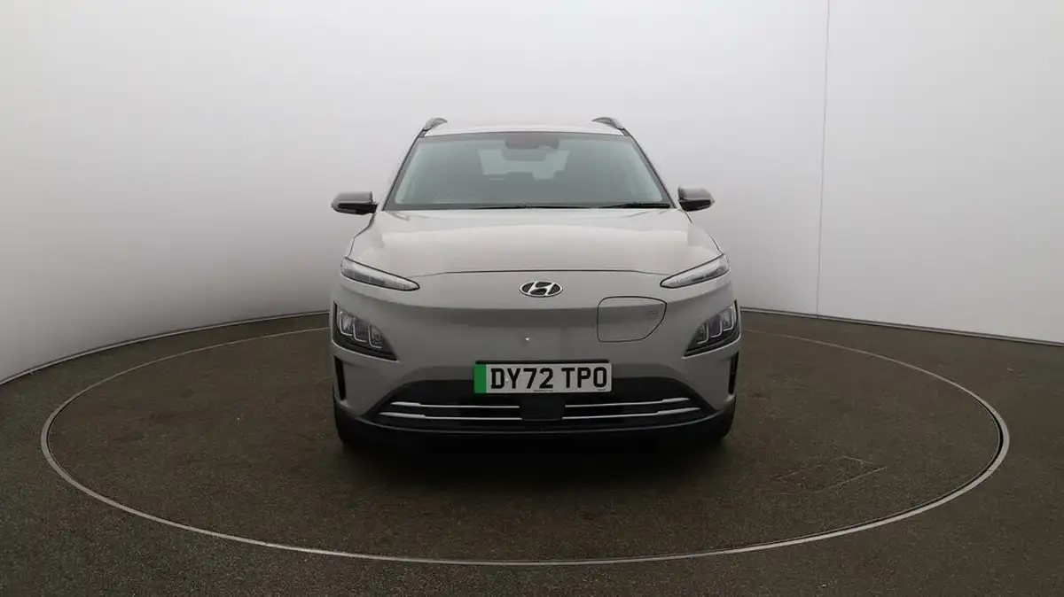 2022-hyundai-kona-e-premium-204ps-64kwh-7kw-obc-big-2