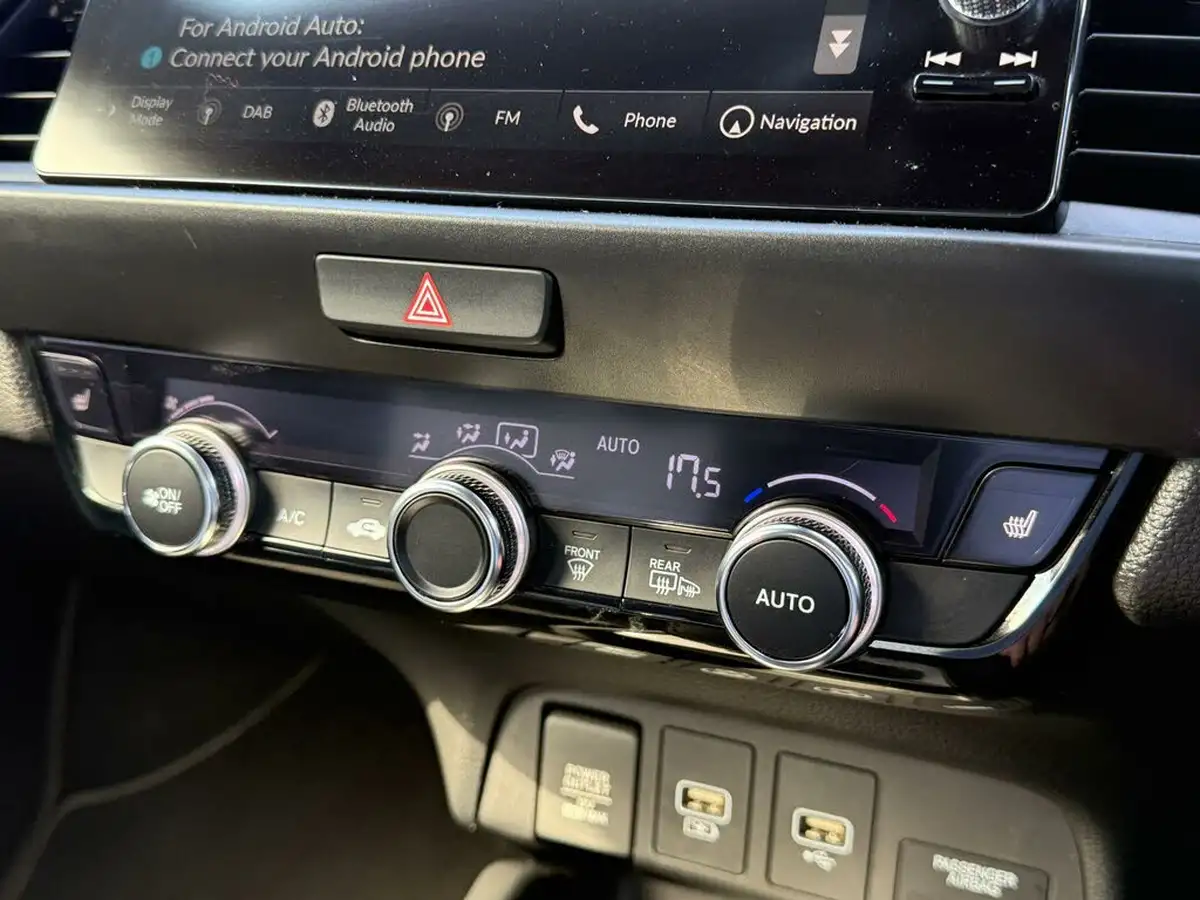2020-honda-jazz-15-i-mmd-ex-big-50