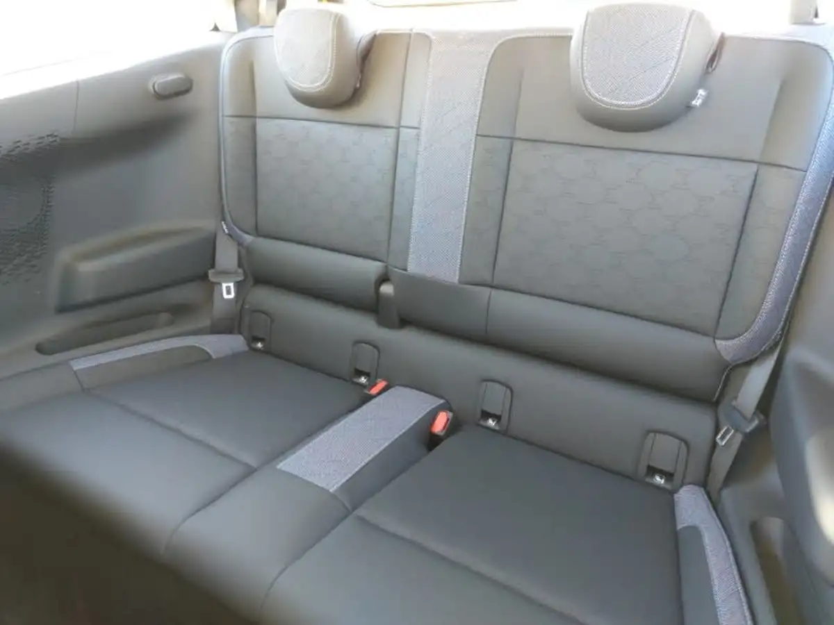 2024-mini-cooper-e-cooper-se-classic-level-2-big-11