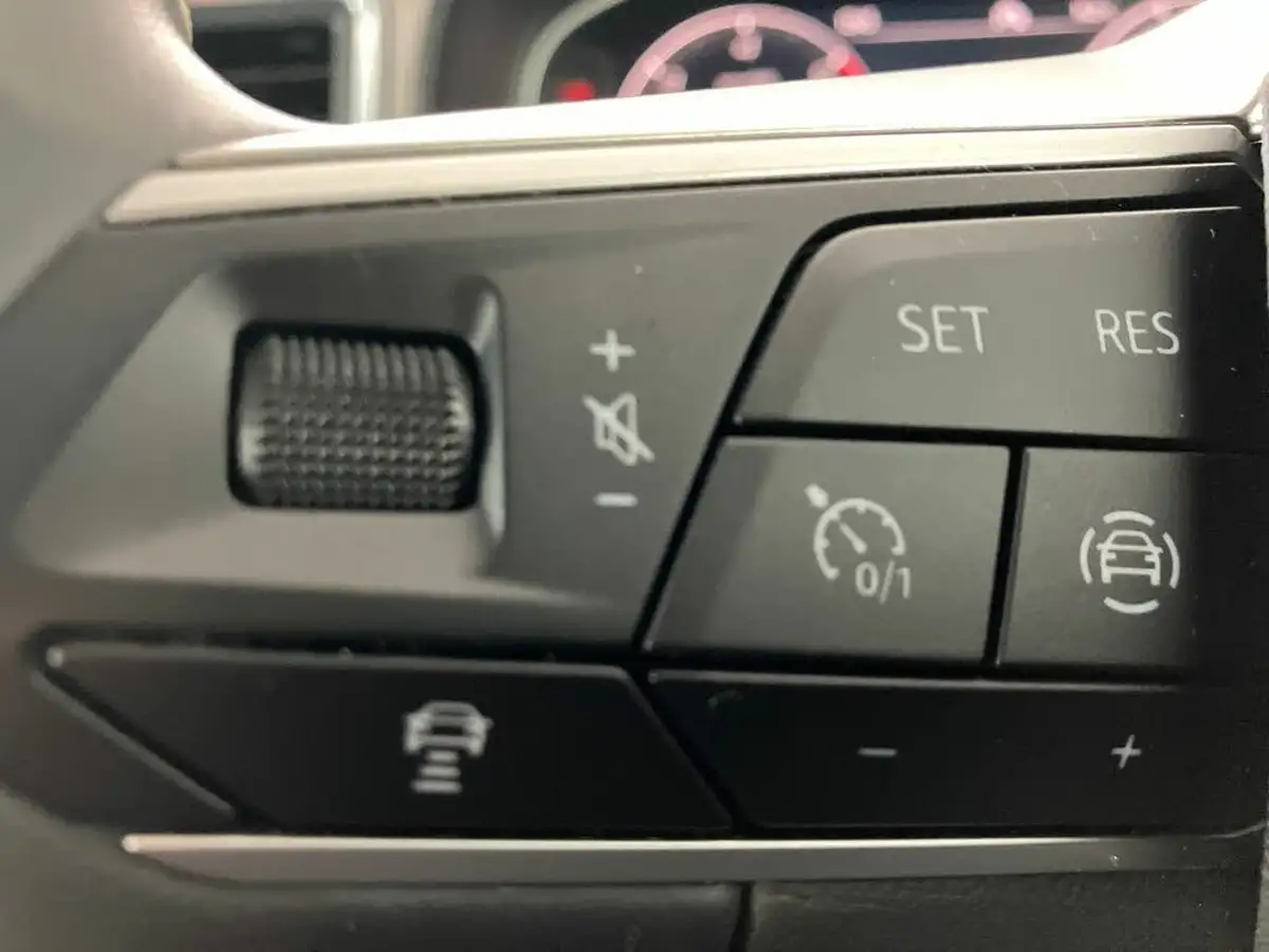 2022-seat-ateca-20tdi-xperience-lux-150ps-suv-dsg-big-15