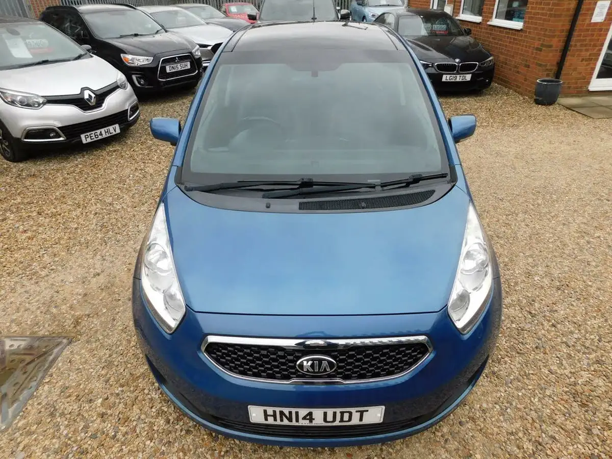 2014-kia-venga-16-3-sat-nav-isg-big-8