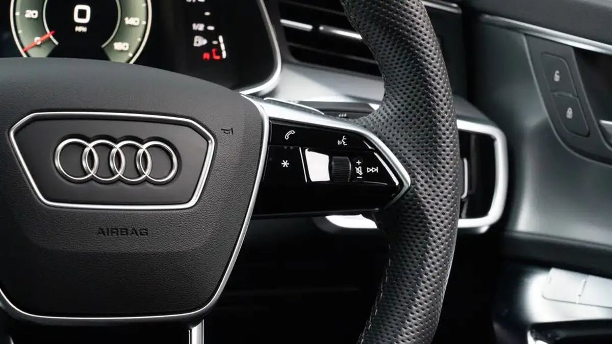 2023-audi-a6-saloon-20-40-tdi-s-line-big-12