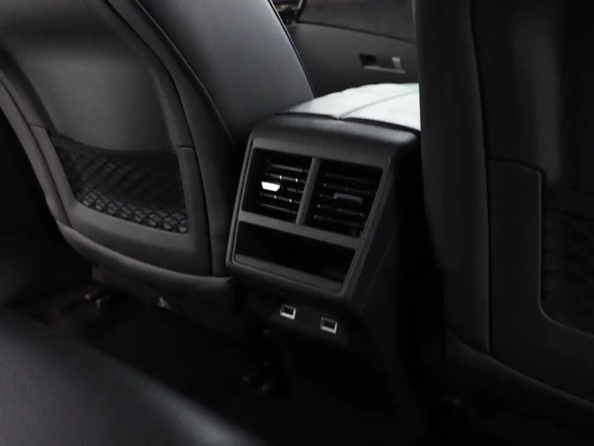 2019-ds-ds-7-crossback-15-bluehdi-performance-line-eat8-big-37