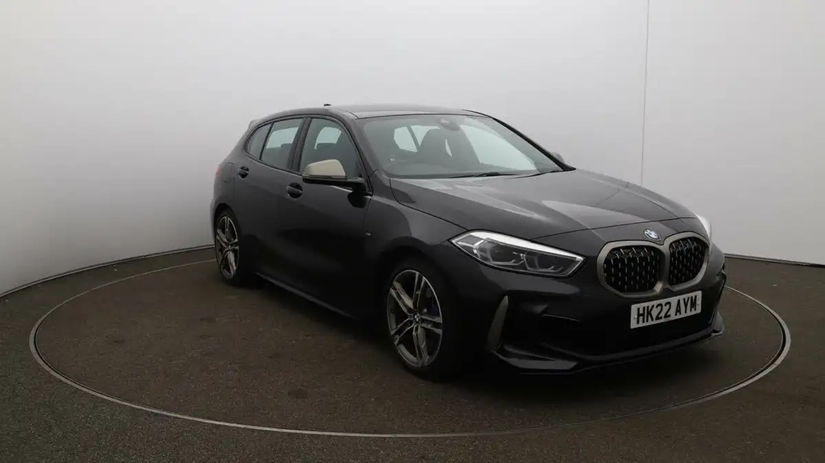 2022-bmw-1-series-20-m135i-xdrive-big-37