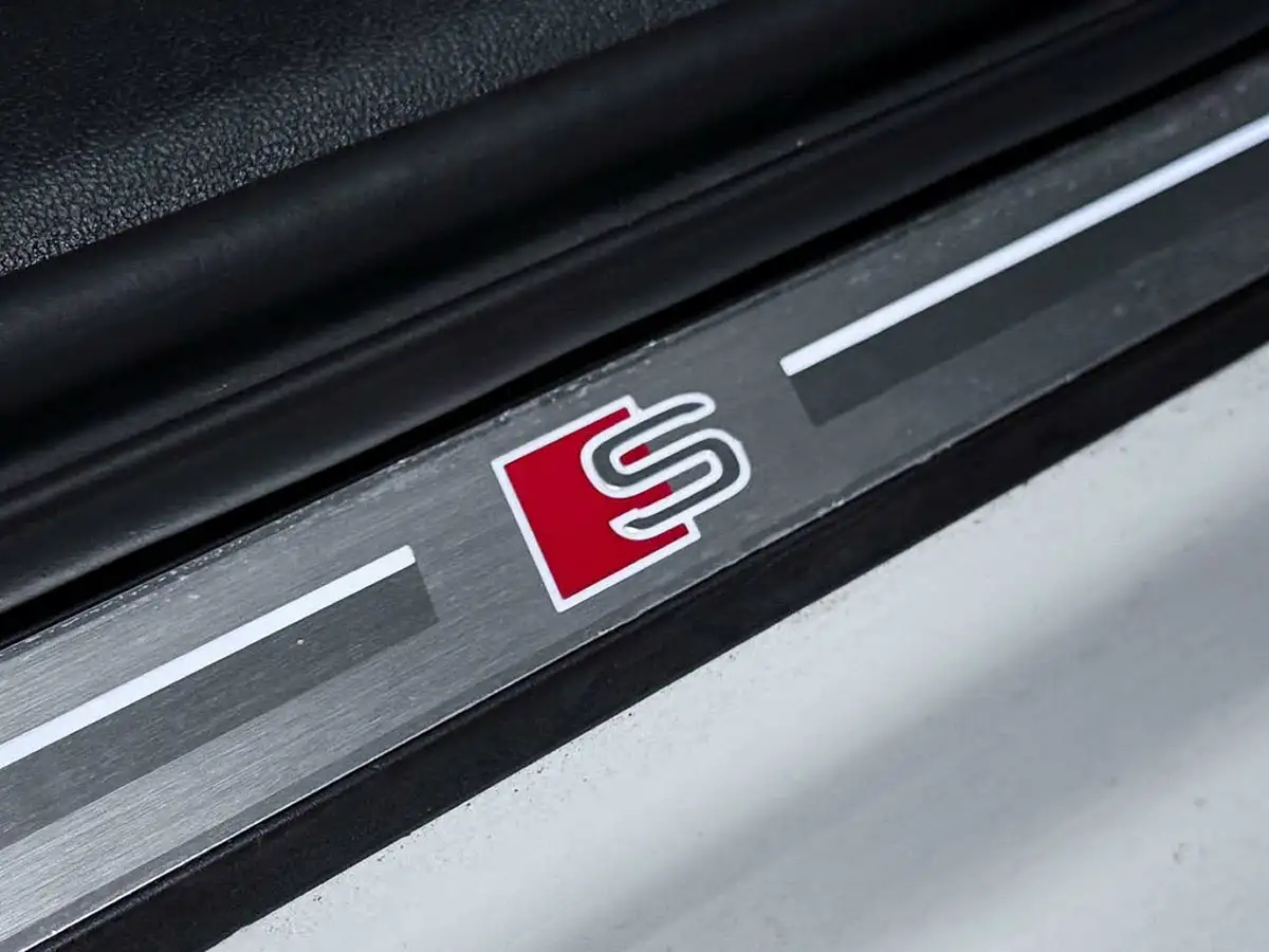 2022-audi-a3-14-40-tfsi-e-s-line-big-19