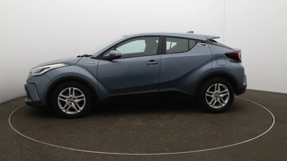 2021-toyota-c-hr-18-vvt-i-icon-big-4