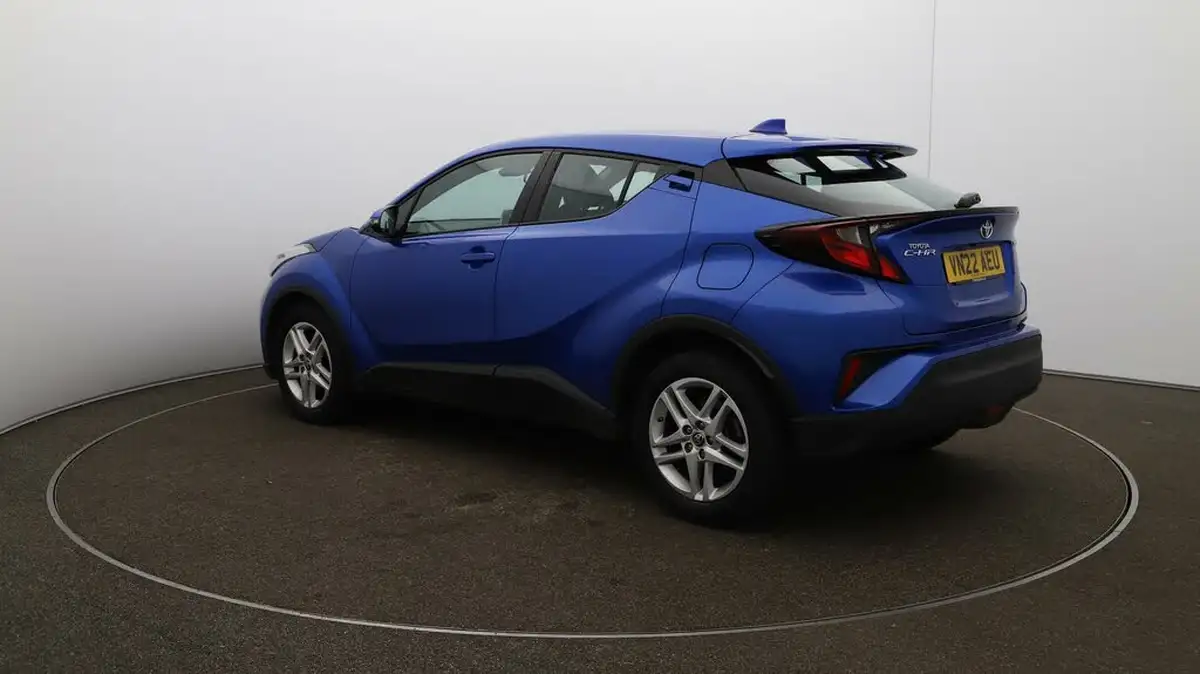 2022-toyota-c-hr-18-vvt-i-icon-big-5