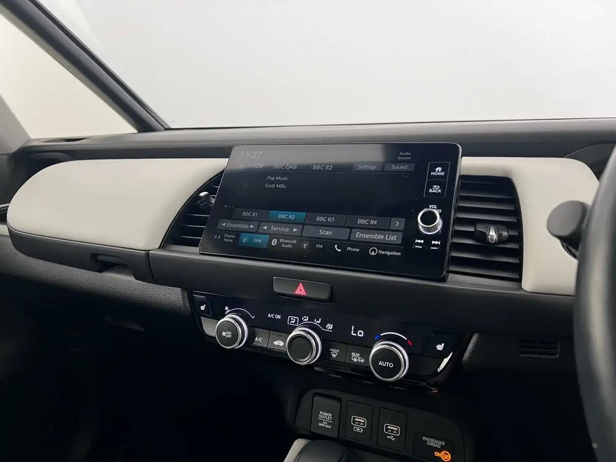 2022-honda-jazz-15-i-mmd-ex-107ps-big-34