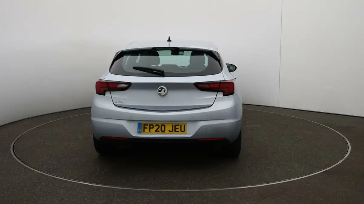 2020-vauxhall-astra-12-turbo-elite-nav-big-6