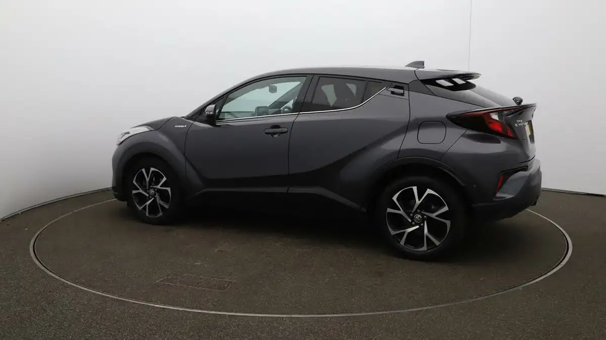 2020-toyota-c-hr-18-vvt-i-design-big-40