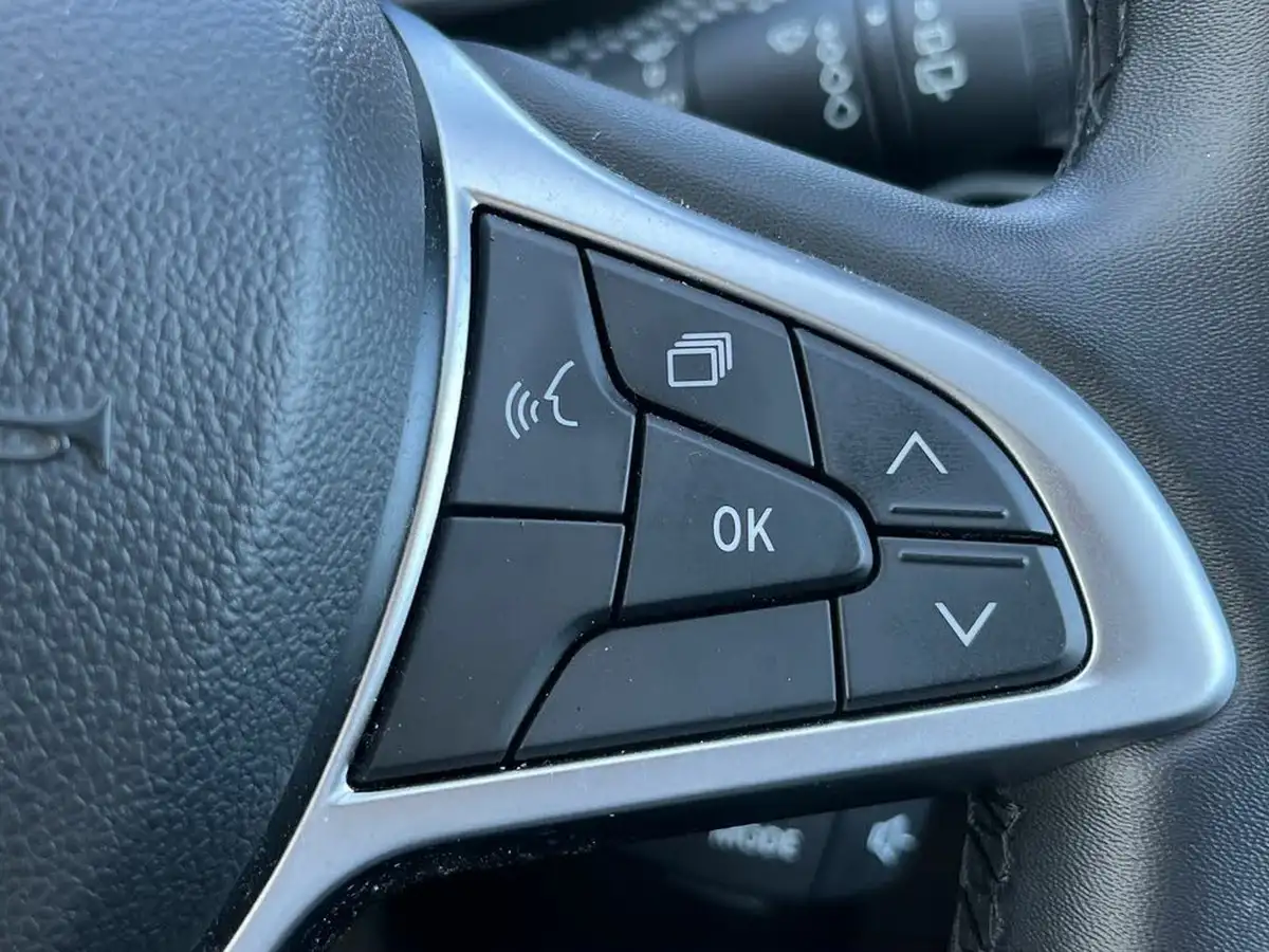 2022-dacia-sandero-10-sce-comfort-big-19