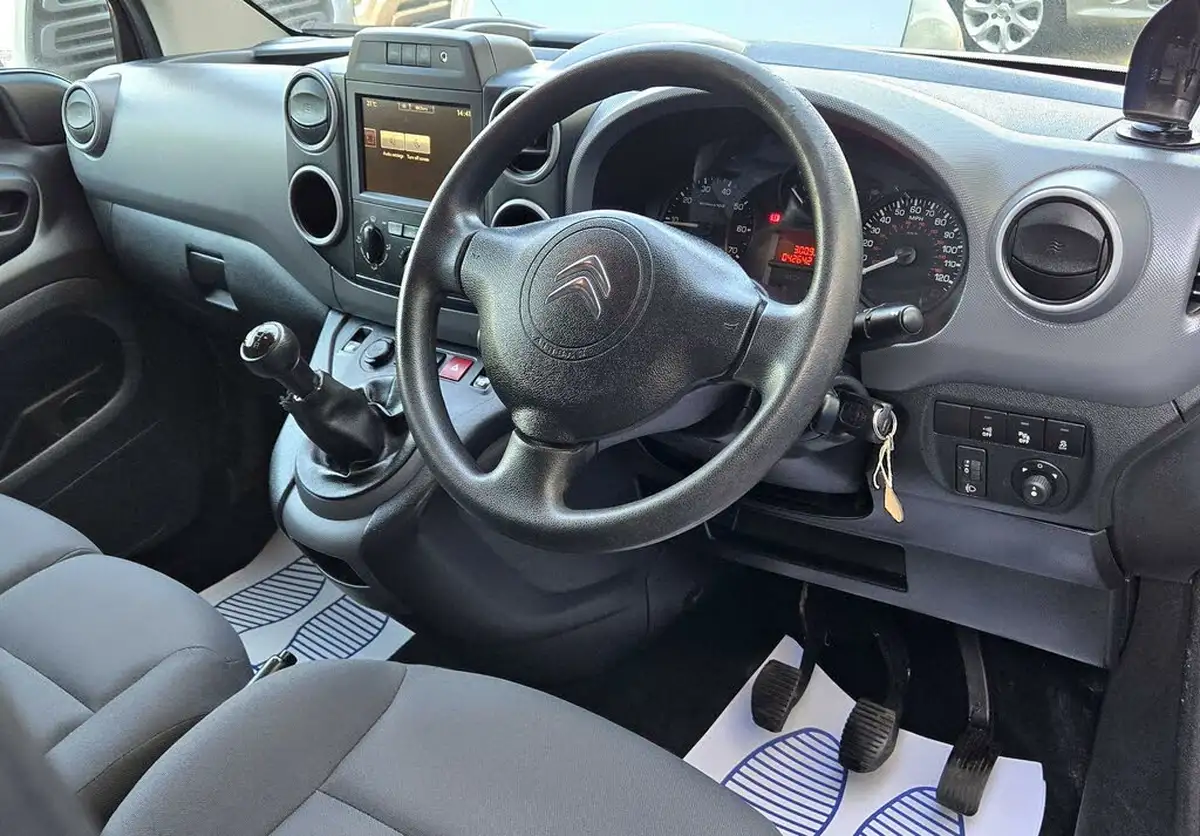 2016-citroen-berlingo-16td-l1625-enterprise-special-edition-16hdi-75-panel-big-35