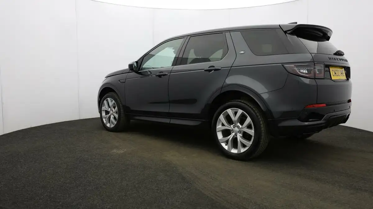 2022-land-rover-discovery-sport-20-d200-urban-edition-big-4