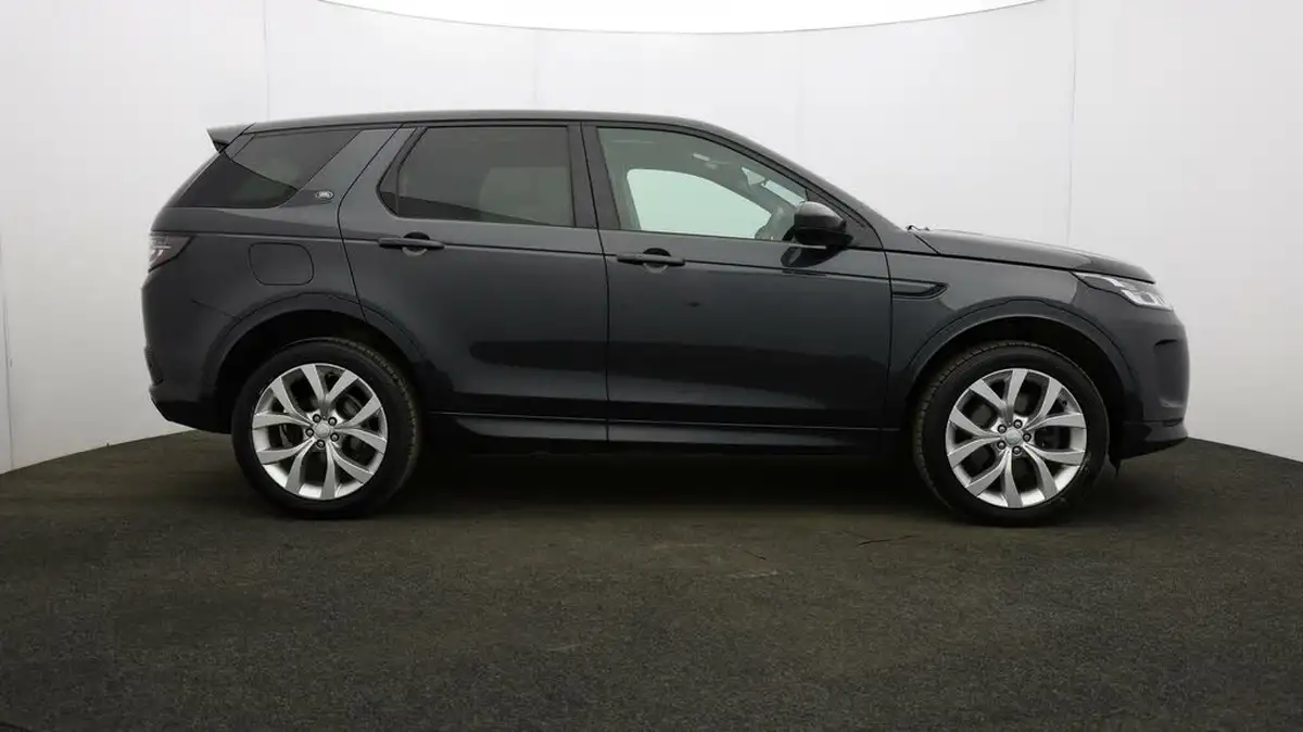 2022-land-rover-discovery-sport-20-d200-urban-edition-big-46