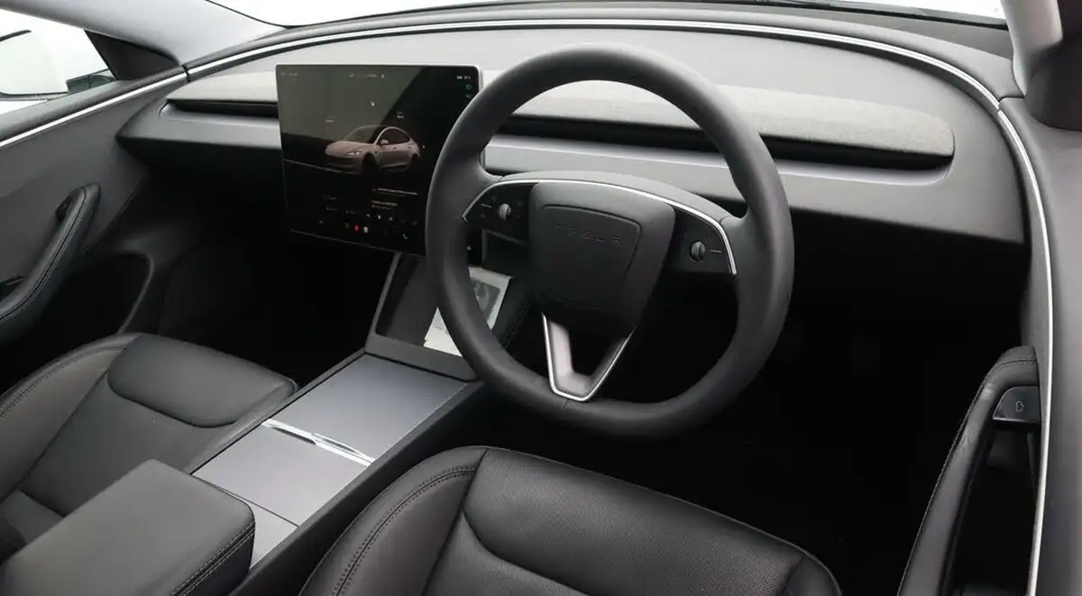 2024-tesla-model-3-e-rwd-big-9