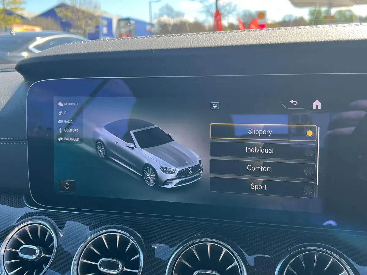 2022-mercedes-benz-e-class-30-e53-amg-night-edition-premium-plus-457ps-cabriolet-2d-tct-big-38