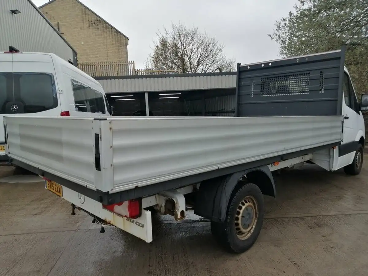 2015-mercedes-benz-sprinter-21td-313cdi-swb-chassis-cab-big-14