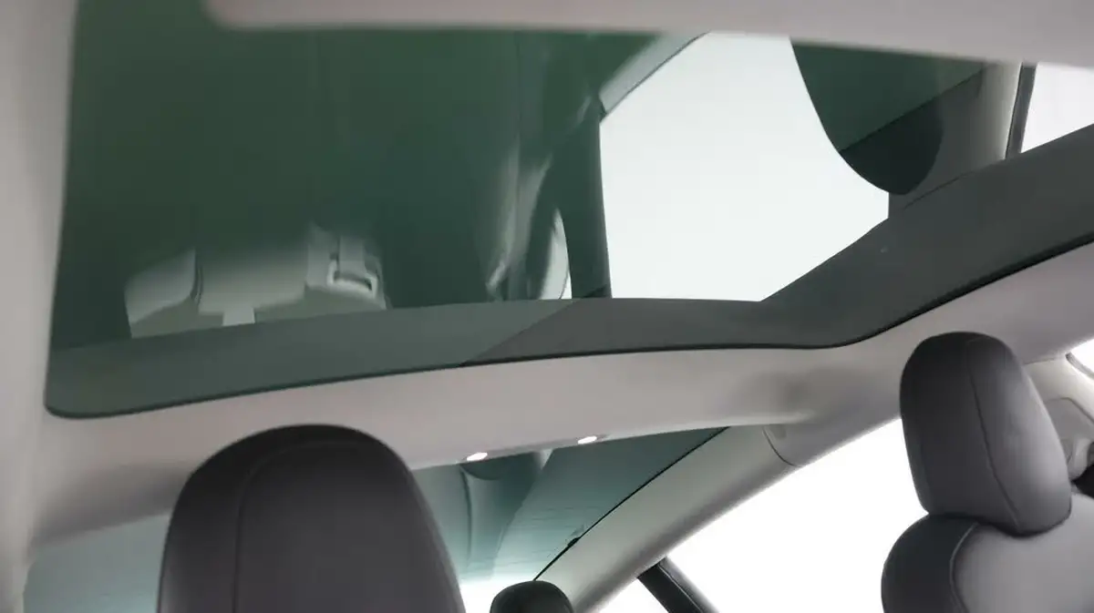 2021-tesla-model-3-e-long-range-4x4-big-23