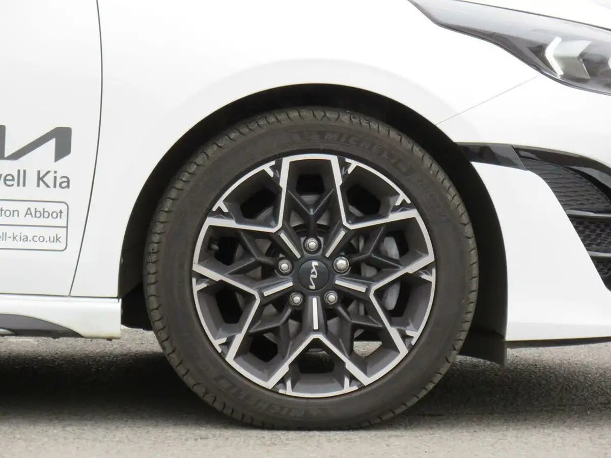 2024-kia-ceed-15-t-gdi-gt-line-138bhp-big-7