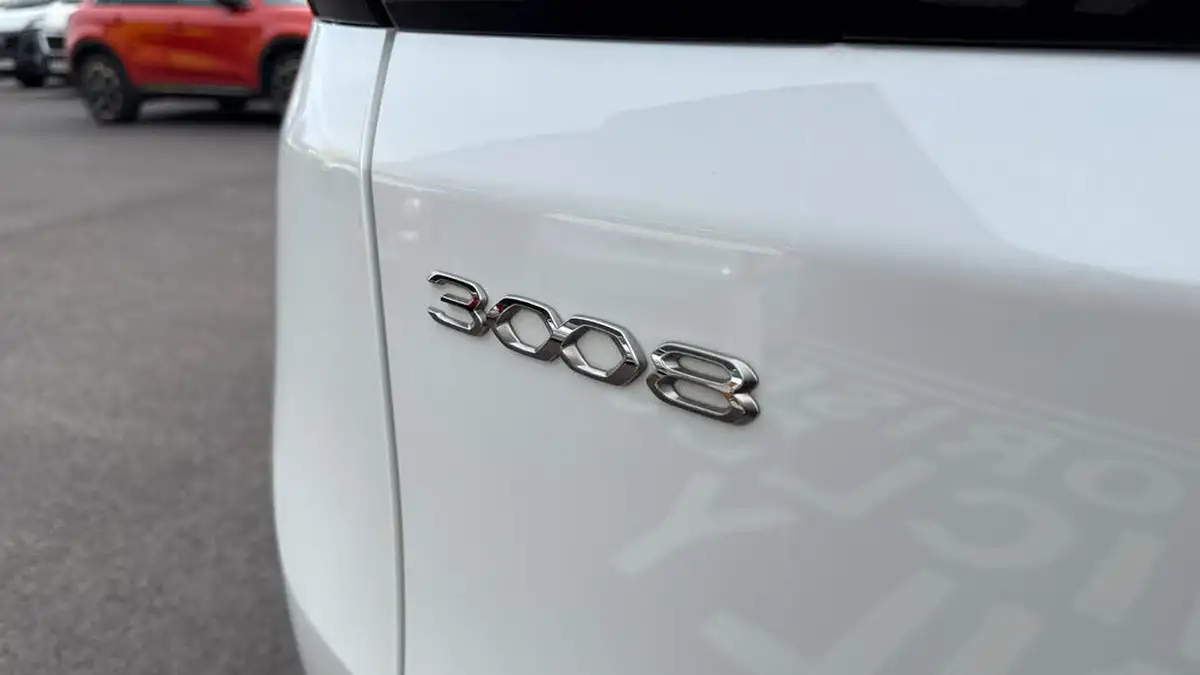 2023-peugeot-3008-suv-12-puretech-gt-130bhp-ss-eat8-big-43