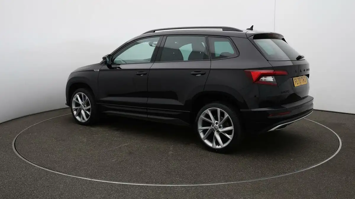 2021-skoda-karoq-20tdi-sportline-big-30