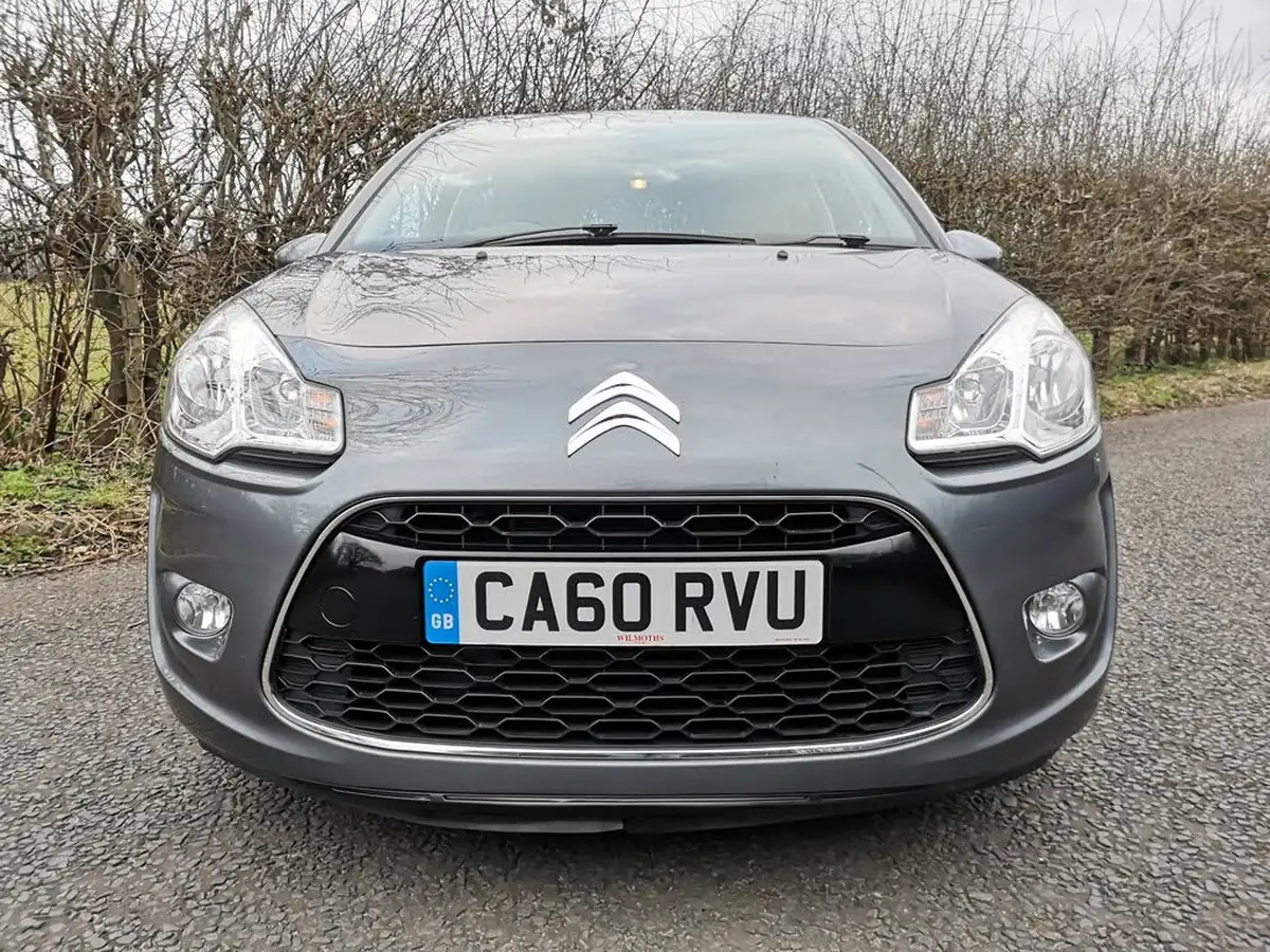 2011-citroen-c3-16-exclusive-vti-120ps-auto-big-2