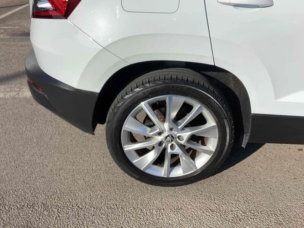 2019-skoda-karoq-10-tsi-se-l-big-17