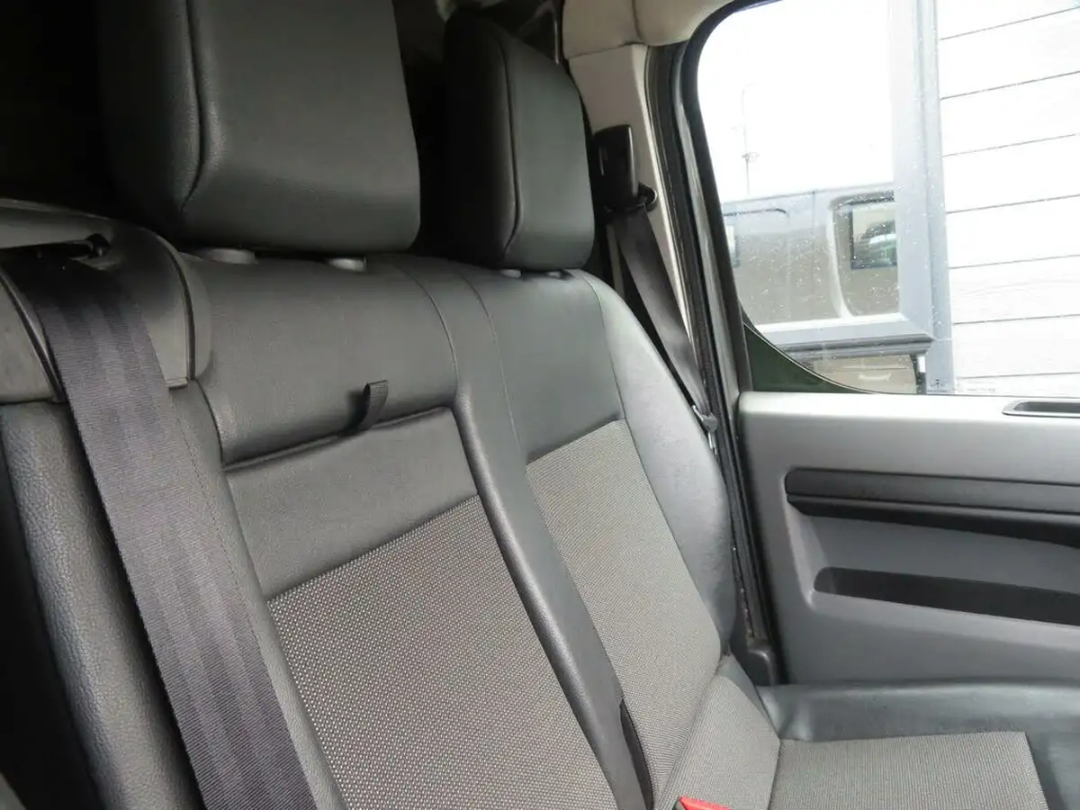 2019-peugeot-expert-20-bluehdi-professional-standard-1400-20bluehdi-eu6-panel-big-25