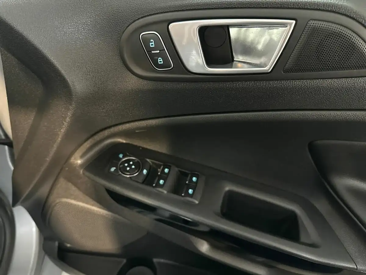 2022-ford-ecosport-10t-st-line-125ps-big-24