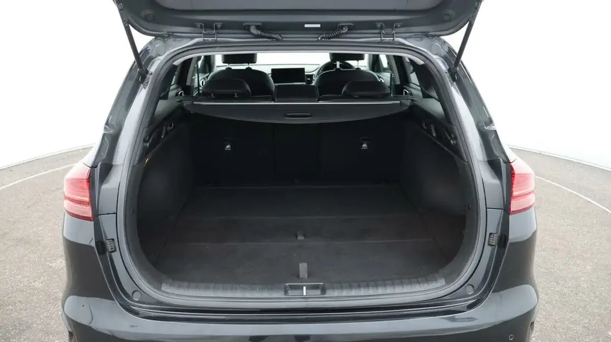 2022-kia-ceed-15-t-gdi-3-sportswagon-big-17