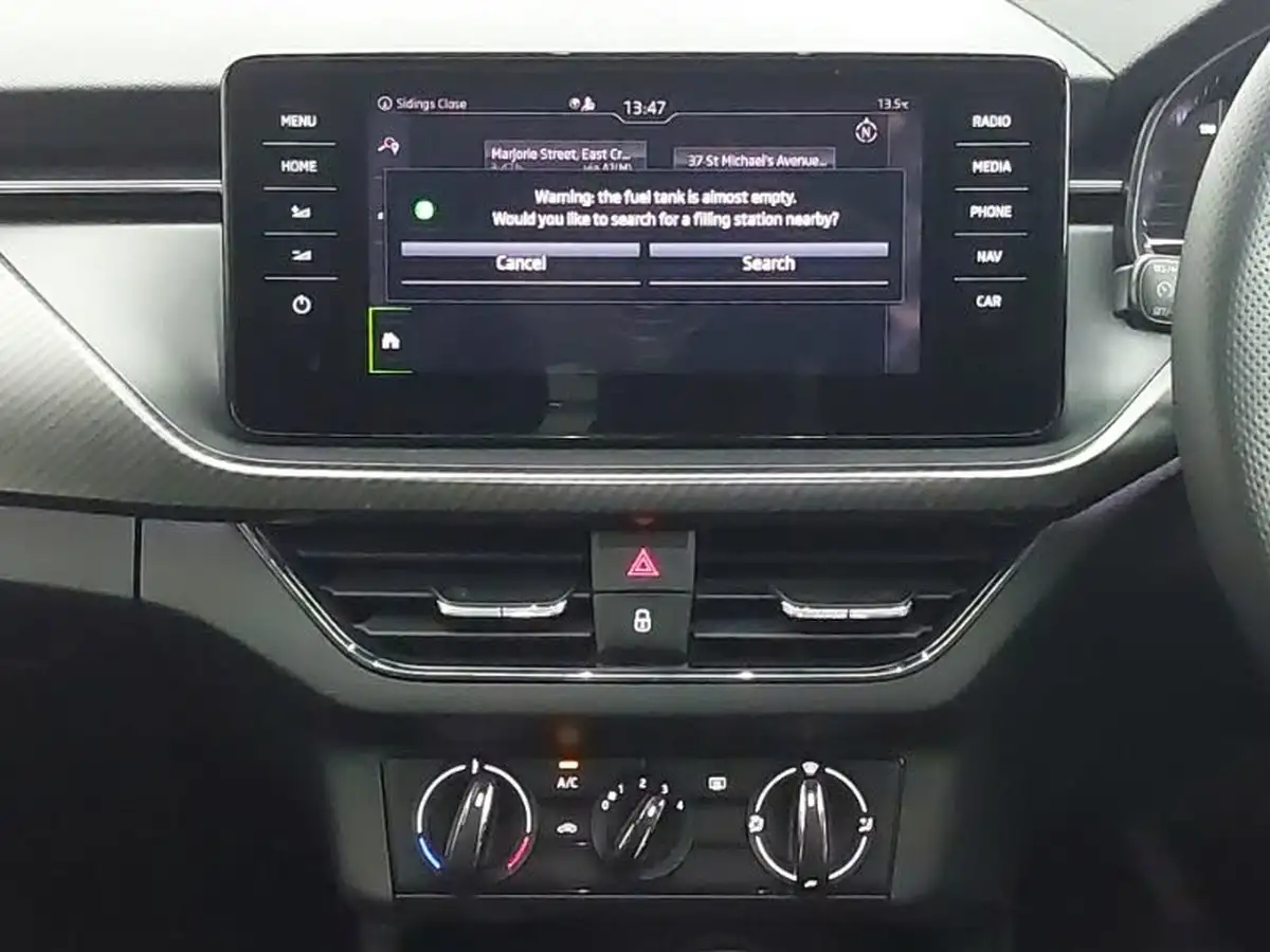 2021-skoda-kamiq-10-tsi-monte-carlo-109ps-big-6