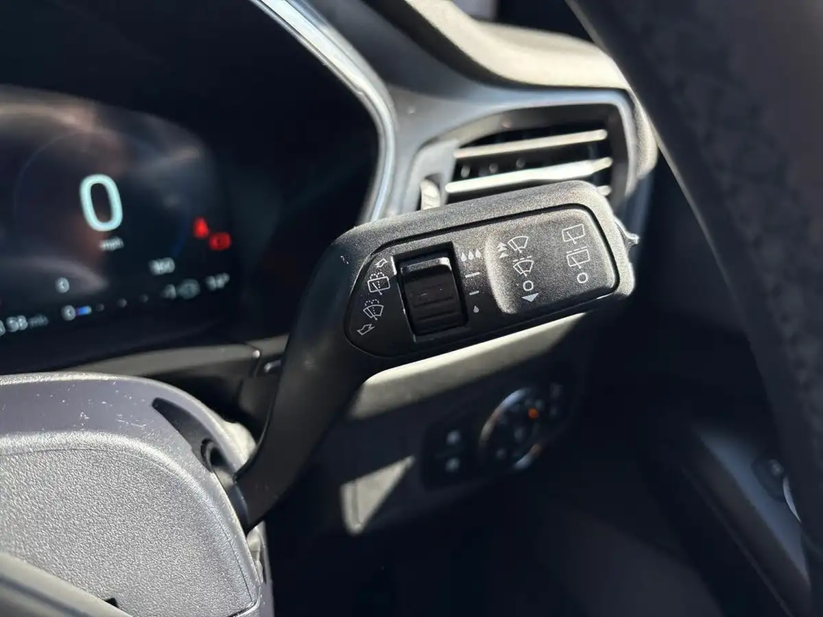 2023-ford-focus-10t-active-x-125ps-hybrid-mhev-estate-powershift-big-21