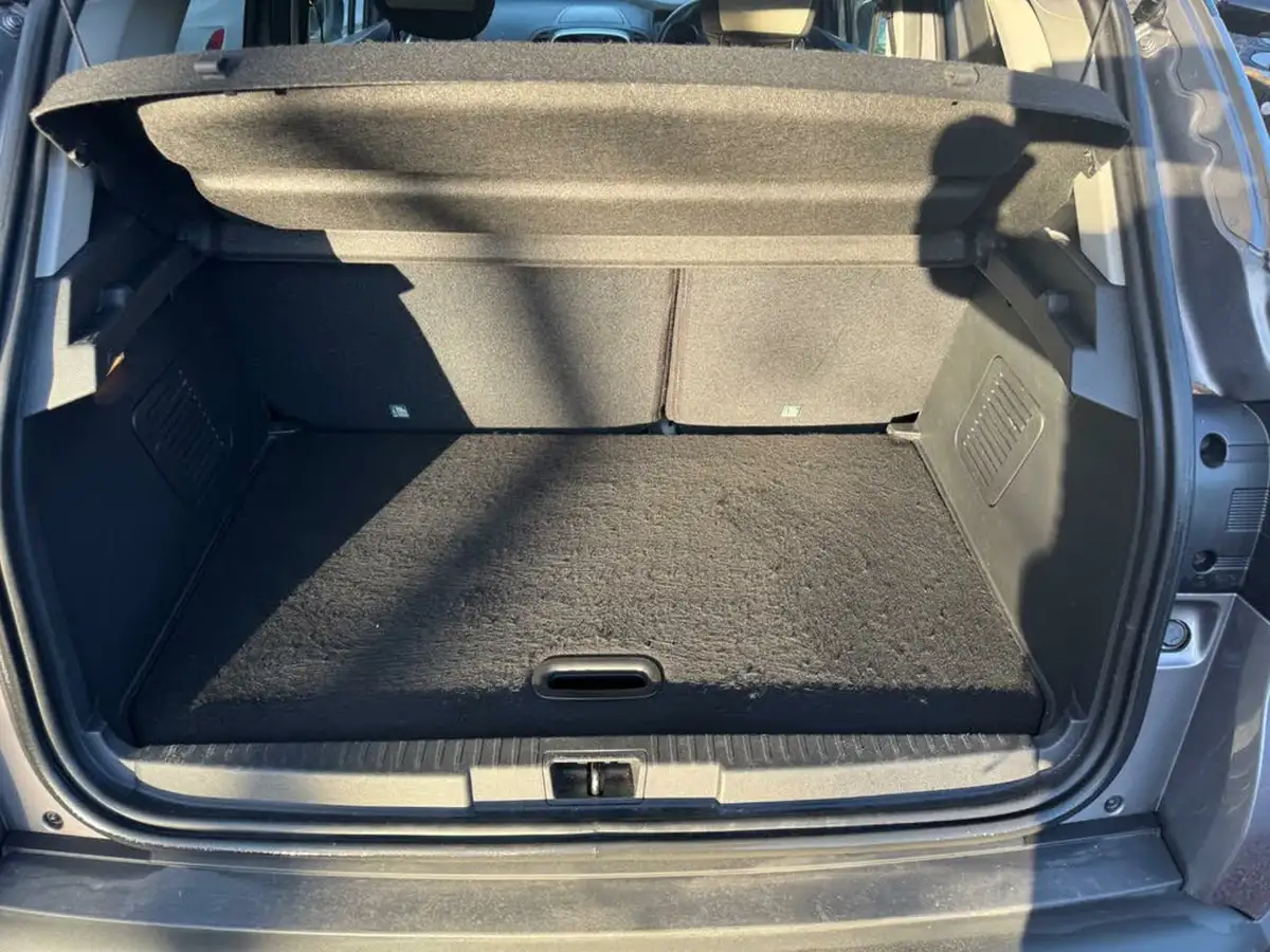 2019-renault-captur-09-tce-iconic-big-13