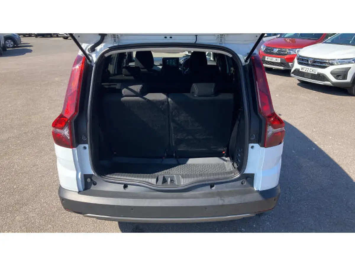2023-dacia-jogger-10-tce-extreme-se-big-3