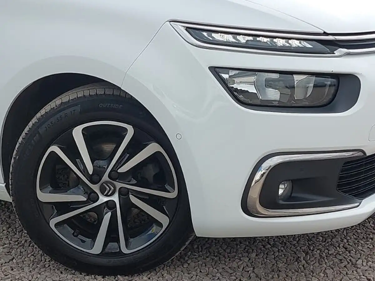 2019-citroen-c4-spacetourer-12-puretech-flair-big-8