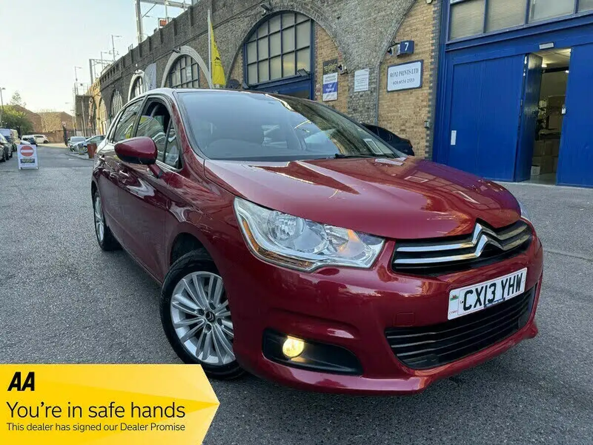 2013-citroen-c4-16-vtr-auto-big-1