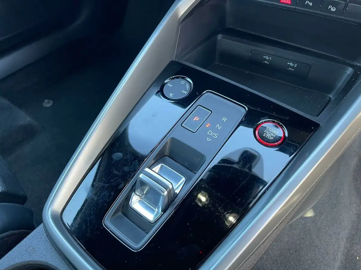 2021-audi-s3-20-tfsi-saloon-4d-big-51
