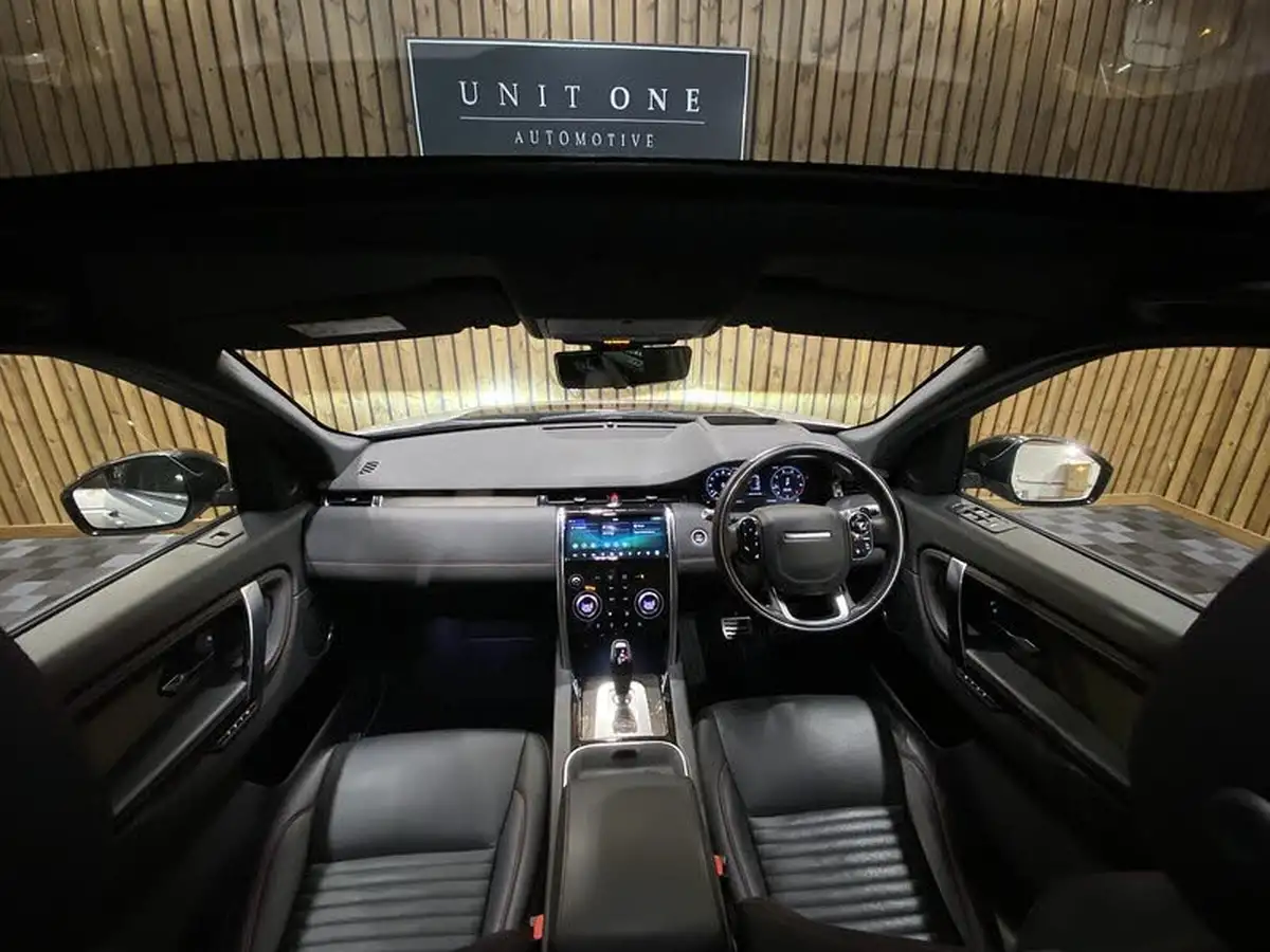 2020-land-rover-discovery-sport-big-12