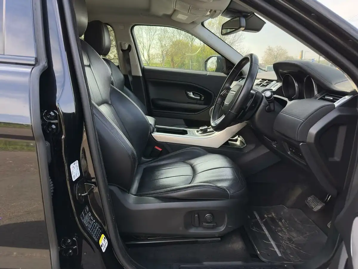 2017-land-rover-range-rover-evoque-20td4-se-tech-hatchback-5d-auto-big-28