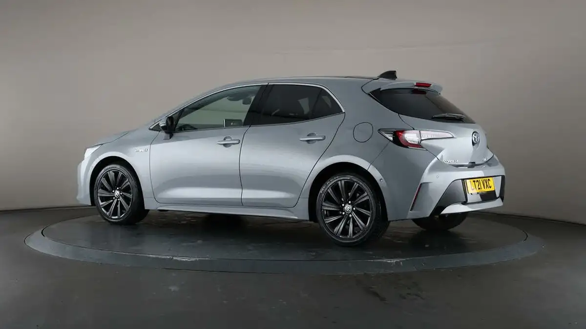 2021-toyota-corolla-18-vvt-i-design-spare-wheel-hatchback-5d-big-66