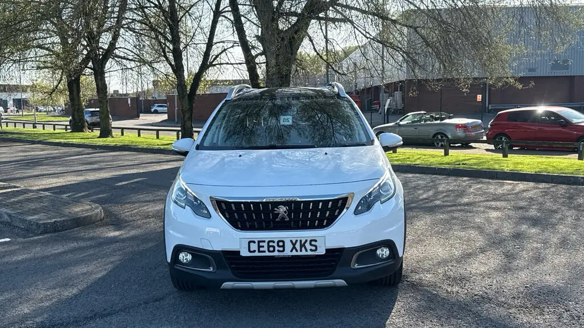 2019-peugeot-2008-suv-12-puretech-allure-premium-82bhp-big-7