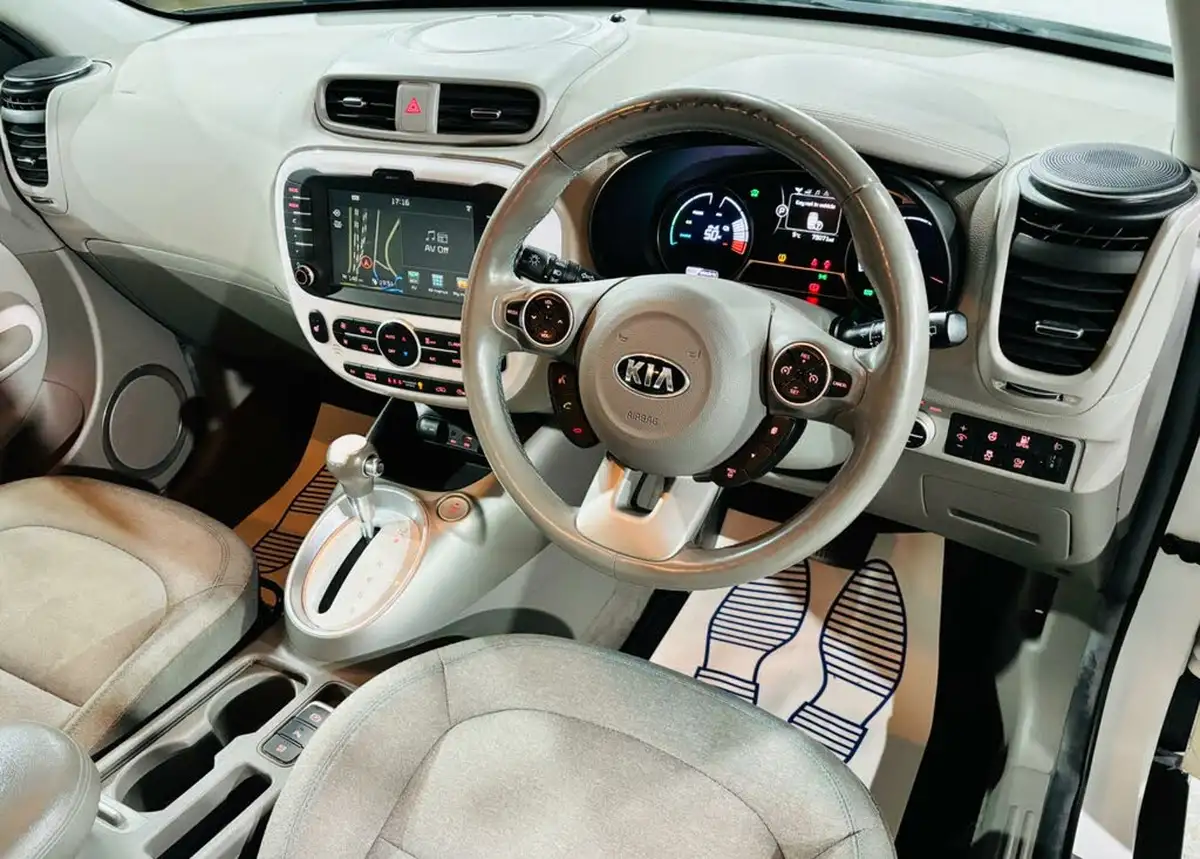 2018-kia-soul-ev-ev-big-9