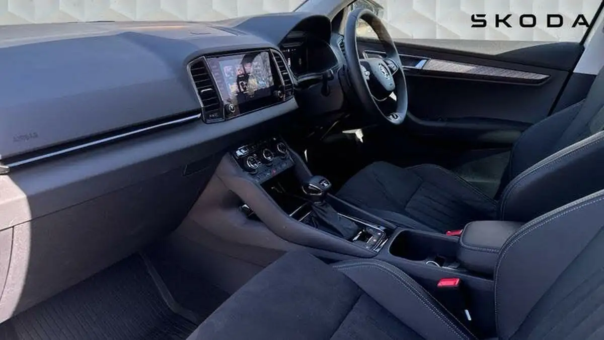 2024-skoda-karoq-15-tsi-se-l-dsg-big-1