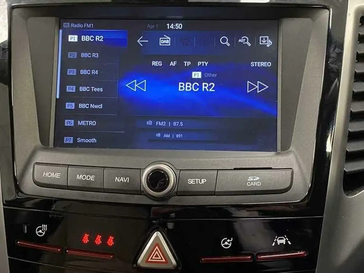 2019-kgm-ssangyong-tivoli-16-ultimate-big-31