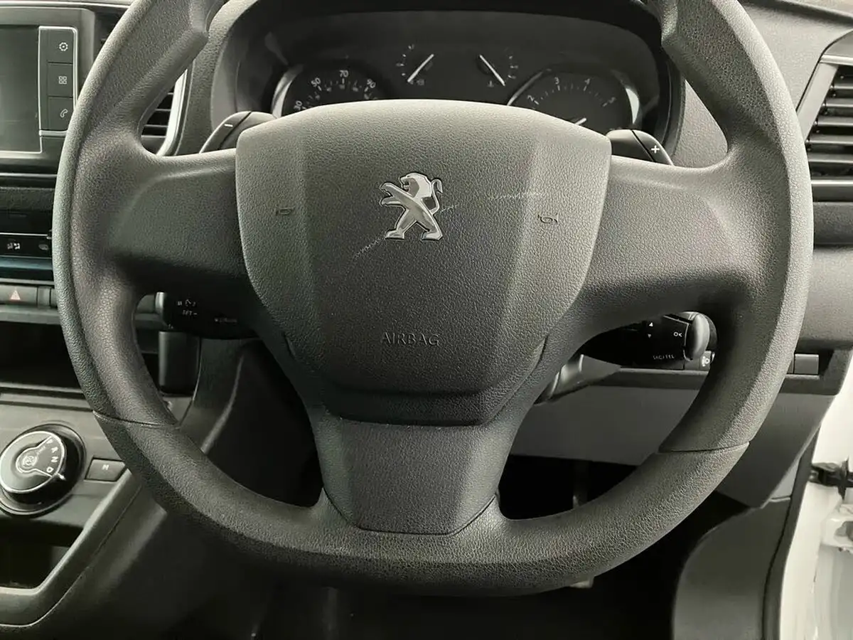 2020-peugeot-traveller-20-bluehdi-active-180ps-standardss-eat8-big-15