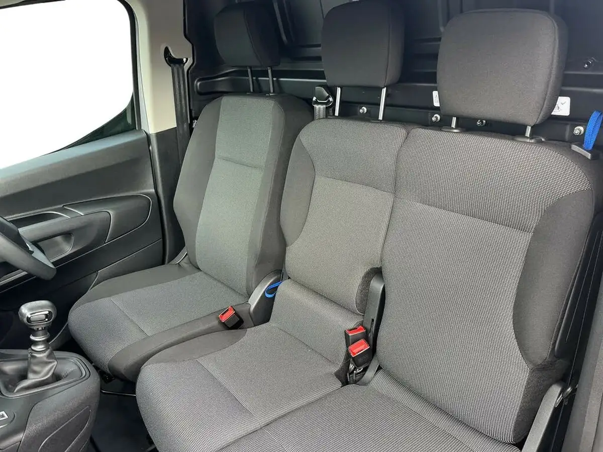 2024-peugeot-partner-15-bluehdi-professional-100pseu6d-big-7