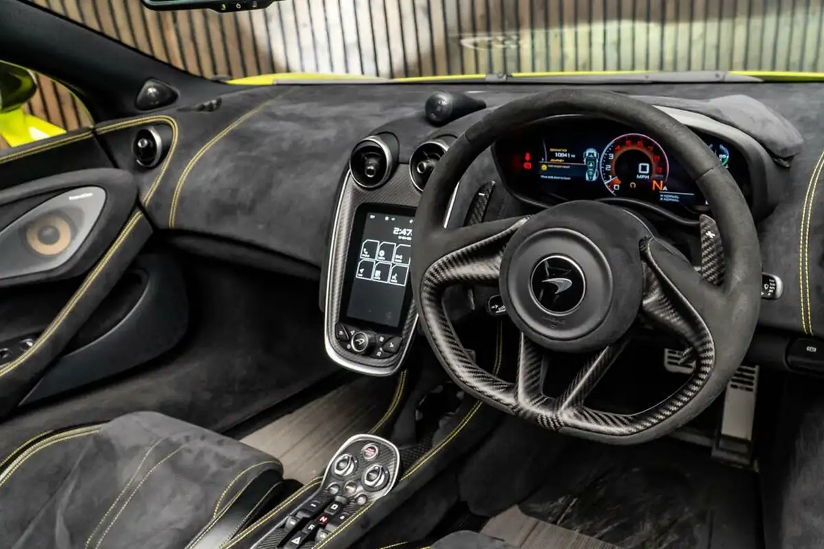 2019-mclaren-600lt-spider-big-24