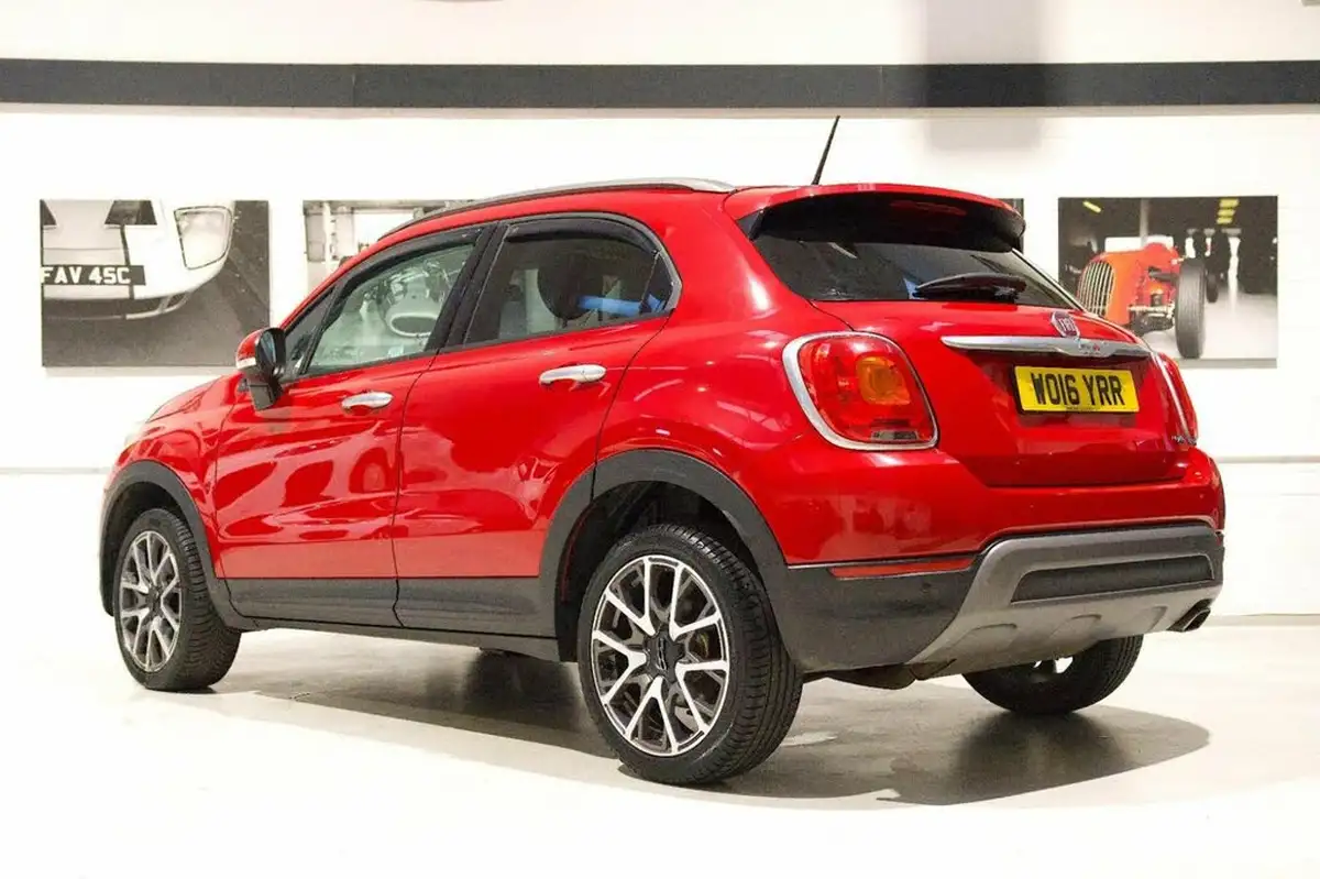 2016-fiat-500x-20multijet-cross-plus-auto-big-4